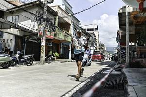 BIB: 
                            <button type="button" onclick="openModal(26318411)" class="btn btn-primary btn-sm float-right btn-popup" data-toggle="modal" data-target=".modal-high-quality">
                        <i class="fas fa-shopping-cart"></i> Add to Cart
                    </button>
                                            <button type="button" onclick="isThisMe(26318411, true)" class="btn btn-success btn-sm float-right btn-popup btn-isme hidden" data-toggle="tooltip" data-placement="bottom" title="นี่คือรูปของคุณใช่ไหม คลิกที่นี่เพื่อเอาเข้าอัลบั้ม">
                        <i class="fas fa-plus"></i> Add to album
                    </button>
                    <button type="button" onclick="isThisMe(26318411, false)" class="btn btn-warning btn-sm float-right btn-popup btn-isnotme hidden">
                        <i class="fas fa-ban"></i> Remove from album
                    </button>