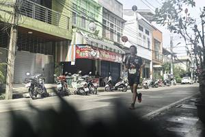 BIB: 
                            <button type="button" onclick="openModal(26316193)" class="btn btn-primary btn-sm float-right btn-popup" data-toggle="modal" data-target=".modal-high-quality">
                        <i class="fas fa-shopping-cart"></i> Add to Cart
                    </button>
                                            <button type="button" onclick="isThisMe(26316193, true)" class="btn btn-success btn-sm float-right btn-popup btn-isme hidden" data-toggle="tooltip" data-placement="bottom" title="นี่คือรูปของคุณใช่ไหม คลิกที่นี่เพื่อเอาเข้าอัลบั้ม">
                        <i class="fas fa-plus"></i> Add to album
                    </button>
                    <button type="button" onclick="isThisMe(26316193, false)" class="btn btn-warning btn-sm float-right btn-popup btn-isnotme hidden">
                        <i class="fas fa-ban"></i> Remove from album
                    </button>