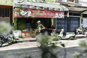 BIB: 
                            <button type="button" onclick="openModal(26316439)" class="btn btn-primary btn-sm float-right btn-popup" data-toggle="modal" data-target=".modal-high-quality">
                        <i class="fas fa-shopping-cart"></i> Add to Cart
                    </button>
                                            <button type="button" onclick="isThisMe(26316439, true)" class="btn btn-success btn-sm float-right btn-popup btn-isme hidden" data-toggle="tooltip" data-placement="bottom" title="นี่คือรูปของคุณใช่ไหม คลิกที่นี่เพื่อเอาเข้าอัลบั้ม">
                        <i class="fas fa-plus"></i> Add to album
                    </button>
                    <button type="button" onclick="isThisMe(26316439, false)" class="btn btn-warning btn-sm float-right btn-popup btn-isnotme hidden">
                        <i class="fas fa-ban"></i> Remove from album
                    </button>