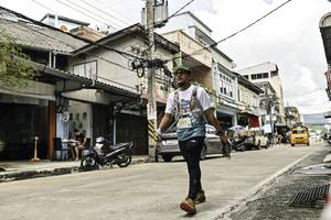 BIB: 
                            <button type="button" onclick="openModal(26320711)" class="btn btn-primary btn-sm float-right btn-popup" data-toggle="modal" data-target=".modal-high-quality">
                        <i class="fas fa-shopping-cart"></i> Add to Cart
                    </button>
                                            <button type="button" onclick="isThisMe(26320711, true)" class="btn btn-success btn-sm float-right btn-popup btn-isme hidden" data-toggle="tooltip" data-placement="bottom" title="นี่คือรูปของคุณใช่ไหม คลิกที่นี่เพื่อเอาเข้าอัลบั้ม">
                        <i class="fas fa-plus"></i> Add to album
                    </button>
                    <button type="button" onclick="isThisMe(26320711, false)" class="btn btn-warning btn-sm float-right btn-popup btn-isnotme hidden">
                        <i class="fas fa-ban"></i> Remove from album
                    </button>