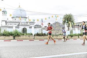 BIB: 
                            <button type="button" onclick="openModal(26215461)" class="btn btn-primary btn-sm float-right btn-popup" data-toggle="modal" data-target=".modal-high-quality">
                        <i class="fas fa-shopping-cart"></i> Add to Cart
                    </button>
                                            <button type="button" onclick="isThisMe(26215461, true)" class="btn btn-success btn-sm float-right btn-popup btn-isme hidden" data-toggle="tooltip" data-placement="bottom" title="นี่คือรูปของคุณใช่ไหม คลิกที่นี่เพื่อเอาเข้าอัลบั้ม">
                        <i class="fas fa-plus"></i> Add to album
                    </button>
                    <button type="button" onclick="isThisMe(26215461, false)" class="btn btn-warning btn-sm float-right btn-popup btn-isnotme hidden">
                        <i class="fas fa-ban"></i> Remove from album
                    </button>