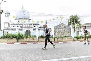 BIB: 
                            <button type="button" onclick="openModal(26215501)" class="btn btn-primary btn-sm float-right btn-popup" data-toggle="modal" data-target=".modal-high-quality">
                        <i class="fas fa-shopping-cart"></i> Add to Cart
                    </button>
                                            <button type="button" onclick="isThisMe(26215501, true)" class="btn btn-success btn-sm float-right btn-popup btn-isme hidden" data-toggle="tooltip" data-placement="bottom" title="นี่คือรูปของคุณใช่ไหม คลิกที่นี่เพื่อเอาเข้าอัลบั้ม">
                        <i class="fas fa-plus"></i> Add to album
                    </button>
                    <button type="button" onclick="isThisMe(26215501, false)" class="btn btn-warning btn-sm float-right btn-popup btn-isnotme hidden">
                        <i class="fas fa-ban"></i> Remove from album
                    </button>