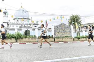 BIB: 
                            <button type="button" onclick="openModal(26215482)" class="btn btn-primary btn-sm float-right btn-popup" data-toggle="modal" data-target=".modal-high-quality">
                        <i class="fas fa-shopping-cart"></i> Add to Cart
                    </button>
                                            <button type="button" onclick="isThisMe(26215482, true)" class="btn btn-success btn-sm float-right btn-popup btn-isme hidden" data-toggle="tooltip" data-placement="bottom" title="นี่คือรูปของคุณใช่ไหม คลิกที่นี่เพื่อเอาเข้าอัลบั้ม">
                        <i class="fas fa-plus"></i> Add to album
                    </button>
                    <button type="button" onclick="isThisMe(26215482, false)" class="btn btn-warning btn-sm float-right btn-popup btn-isnotme hidden">
                        <i class="fas fa-ban"></i> Remove from album
                    </button>