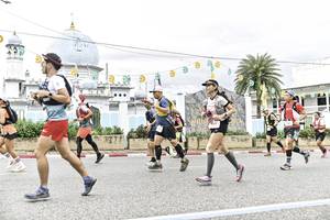 BIB: 
                            <button type="button" onclick="openModal(26215439)" class="btn btn-primary btn-sm float-right btn-popup" data-toggle="modal" data-target=".modal-high-quality">
                        <i class="fas fa-shopping-cart"></i> Add to Cart
                    </button>
                                            <button type="button" onclick="isThisMe(26215439, true)" class="btn btn-success btn-sm float-right btn-popup btn-isme hidden" data-toggle="tooltip" data-placement="bottom" title="นี่คือรูปของคุณใช่ไหม คลิกที่นี่เพื่อเอาเข้าอัลบั้ม">
                        <i class="fas fa-plus"></i> Add to album
                    </button>
                    <button type="button" onclick="isThisMe(26215439, false)" class="btn btn-warning btn-sm float-right btn-popup btn-isnotme hidden">
                        <i class="fas fa-ban"></i> Remove from album
                    </button>