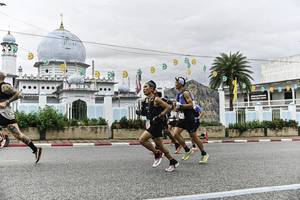 BIB: 
                            <button type="button" onclick="openModal(26215541)" class="btn btn-primary btn-sm float-right btn-popup" data-toggle="modal" data-target=".modal-high-quality">
                        <i class="fas fa-shopping-cart"></i> Add to Cart
                    </button>
                                            <button type="button" onclick="isThisMe(26215541, true)" class="btn btn-success btn-sm float-right btn-popup btn-isme hidden" data-toggle="tooltip" data-placement="bottom" title="นี่คือรูปของคุณใช่ไหม คลิกที่นี่เพื่อเอาเข้าอัลบั้ม">
                        <i class="fas fa-plus"></i> Add to album
                    </button>
                    <button type="button" onclick="isThisMe(26215541, false)" class="btn btn-warning btn-sm float-right btn-popup btn-isnotme hidden">
                        <i class="fas fa-ban"></i> Remove from album
                    </button>