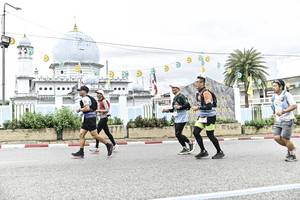 BIB: 
                            <button type="button" onclick="openModal(26215497)" class="btn btn-primary btn-sm float-right btn-popup" data-toggle="modal" data-target=".modal-high-quality">
                        <i class="fas fa-shopping-cart"></i> Add to Cart
                    </button>
                                            <button type="button" onclick="isThisMe(26215497, true)" class="btn btn-success btn-sm float-right btn-popup btn-isme hidden" data-toggle="tooltip" data-placement="bottom" title="นี่คือรูปของคุณใช่ไหม คลิกที่นี่เพื่อเอาเข้าอัลบั้ม">
                        <i class="fas fa-plus"></i> Add to album
                    </button>
                    <button type="button" onclick="isThisMe(26215497, false)" class="btn btn-warning btn-sm float-right btn-popup btn-isnotme hidden">
                        <i class="fas fa-ban"></i> Remove from album
                    </button>