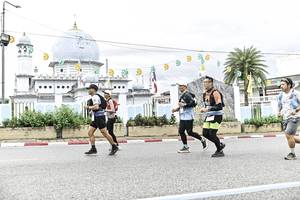 BIB: 
                            <button type="button" onclick="openModal(26215495)" class="btn btn-primary btn-sm float-right btn-popup" data-toggle="modal" data-target=".modal-high-quality">
                        <i class="fas fa-shopping-cart"></i> Add to Cart
                    </button>
                                            <button type="button" onclick="isThisMe(26215495, true)" class="btn btn-success btn-sm float-right btn-popup btn-isme hidden" data-toggle="tooltip" data-placement="bottom" title="นี่คือรูปของคุณใช่ไหม คลิกที่นี่เพื่อเอาเข้าอัลบั้ม">
                        <i class="fas fa-plus"></i> Add to album
                    </button>
                    <button type="button" onclick="isThisMe(26215495, false)" class="btn btn-warning btn-sm float-right btn-popup btn-isnotme hidden">
                        <i class="fas fa-ban"></i> Remove from album
                    </button>