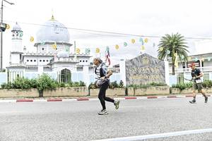 BIB: 
                            <button type="button" onclick="openModal(26215502)" class="btn btn-primary btn-sm float-right btn-popup" data-toggle="modal" data-target=".modal-high-quality">
                        <i class="fas fa-shopping-cart"></i> Add to Cart
                    </button>
                                            <button type="button" onclick="isThisMe(26215502, true)" class="btn btn-success btn-sm float-right btn-popup btn-isme hidden" data-toggle="tooltip" data-placement="bottom" title="นี่คือรูปของคุณใช่ไหม คลิกที่นี่เพื่อเอาเข้าอัลบั้ม">
                        <i class="fas fa-plus"></i> Add to album
                    </button>
                    <button type="button" onclick="isThisMe(26215502, false)" class="btn btn-warning btn-sm float-right btn-popup btn-isnotme hidden">
                        <i class="fas fa-ban"></i> Remove from album
                    </button>