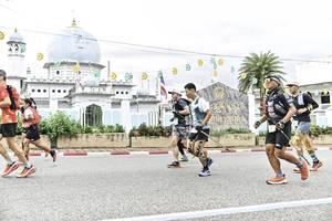 BIB: 
                            <button type="button" onclick="openModal(26215454)" class="btn btn-primary btn-sm float-right btn-popup" data-toggle="modal" data-target=".modal-high-quality">
                        <i class="fas fa-shopping-cart"></i> Add to Cart
                    </button>
                                            <button type="button" onclick="isThisMe(26215454, true)" class="btn btn-success btn-sm float-right btn-popup btn-isme hidden" data-toggle="tooltip" data-placement="bottom" title="นี่คือรูปของคุณใช่ไหม คลิกที่นี่เพื่อเอาเข้าอัลบั้ม">
                        <i class="fas fa-plus"></i> Add to album
                    </button>
                    <button type="button" onclick="isThisMe(26215454, false)" class="btn btn-warning btn-sm float-right btn-popup btn-isnotme hidden">
                        <i class="fas fa-ban"></i> Remove from album
                    </button>