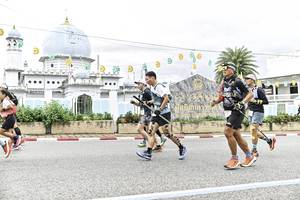 BIB: 
                            <button type="button" onclick="openModal(26215451)" class="btn btn-primary btn-sm float-right btn-popup" data-toggle="modal" data-target=".modal-high-quality">
                        <i class="fas fa-shopping-cart"></i> Add to Cart
                    </button>
                                            <button type="button" onclick="isThisMe(26215451, true)" class="btn btn-success btn-sm float-right btn-popup btn-isme hidden" data-toggle="tooltip" data-placement="bottom" title="นี่คือรูปของคุณใช่ไหม คลิกที่นี่เพื่อเอาเข้าอัลบั้ม">
                        <i class="fas fa-plus"></i> Add to album
                    </button>
                    <button type="button" onclick="isThisMe(26215451, false)" class="btn btn-warning btn-sm float-right btn-popup btn-isnotme hidden">
                        <i class="fas fa-ban"></i> Remove from album
                    </button>