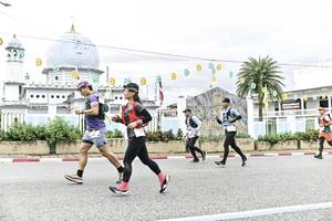 BIB: 
                            <button type="button" onclick="openModal(26215435)" class="btn btn-primary btn-sm float-right btn-popup" data-toggle="modal" data-target=".modal-high-quality">
                        <i class="fas fa-shopping-cart"></i> Add to Cart
                    </button>
                                            <button type="button" onclick="isThisMe(26215435, true)" class="btn btn-success btn-sm float-right btn-popup btn-isme hidden" data-toggle="tooltip" data-placement="bottom" title="นี่คือรูปของคุณใช่ไหม คลิกที่นี่เพื่อเอาเข้าอัลบั้ม">
                        <i class="fas fa-plus"></i> Add to album
                    </button>
                    <button type="button" onclick="isThisMe(26215435, false)" class="btn btn-warning btn-sm float-right btn-popup btn-isnotme hidden">
                        <i class="fas fa-ban"></i> Remove from album
                    </button>