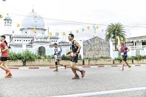 BIB: 
                            <button type="button" onclick="openModal(26215464)" class="btn btn-primary btn-sm float-right btn-popup" data-toggle="modal" data-target=".modal-high-quality">
                        <i class="fas fa-shopping-cart"></i> Add to Cart
                    </button>
                                            <button type="button" onclick="isThisMe(26215464, true)" class="btn btn-success btn-sm float-right btn-popup btn-isme hidden" data-toggle="tooltip" data-placement="bottom" title="นี่คือรูปของคุณใช่ไหม คลิกที่นี่เพื่อเอาเข้าอัลบั้ม">
                        <i class="fas fa-plus"></i> Add to album
                    </button>
                    <button type="button" onclick="isThisMe(26215464, false)" class="btn btn-warning btn-sm float-right btn-popup btn-isnotme hidden">
                        <i class="fas fa-ban"></i> Remove from album
                    </button>