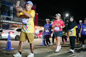 BIB: 
                            <button type="button" onclick="openModal(26390510)" class="btn btn-primary btn-sm float-right btn-popup" data-toggle="modal" data-target=".modal-high-quality">
                        <i class="fas fa-shopping-cart"></i> Add to Cart
                    </button>
                                            <button type="button" onclick="isThisMe(26390510, true)" class="btn btn-success btn-sm float-right btn-popup btn-isme hidden" data-toggle="tooltip" data-placement="bottom" title="นี่คือรูปของคุณใช่ไหม คลิกที่นี่เพื่อเอาเข้าอัลบั้ม">
                        <i class="fas fa-plus"></i> Add to album
                    </button>
                    <button type="button" onclick="isThisMe(26390510, false)" class="btn btn-warning btn-sm float-right btn-popup btn-isnotme hidden">
                        <i class="fas fa-ban"></i> Remove from album
                    </button>