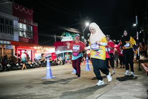 BIB: 
                            <button type="button" onclick="openModal(26391709)" class="btn btn-primary btn-sm float-right btn-popup" data-toggle="modal" data-target=".modal-high-quality">
                        <i class="fas fa-shopping-cart"></i> Add to Cart
                    </button>
                                            <button type="button" onclick="isThisMe(26391709, true)" class="btn btn-success btn-sm float-right btn-popup btn-isme hidden" data-toggle="tooltip" data-placement="bottom" title="นี่คือรูปของคุณใช่ไหม คลิกที่นี่เพื่อเอาเข้าอัลบั้ม">
                        <i class="fas fa-plus"></i> Add to album
                    </button>
                    <button type="button" onclick="isThisMe(26391709, false)" class="btn btn-warning btn-sm float-right btn-popup btn-isnotme hidden">
                        <i class="fas fa-ban"></i> Remove from album
                    </button>