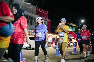 BIB: 
                            <button type="button" onclick="openModal(26390499)" class="btn btn-primary btn-sm float-right btn-popup" data-toggle="modal" data-target=".modal-high-quality">
                        <i class="fas fa-shopping-cart"></i> Add to Cart
                    </button>
                                            <button type="button" onclick="isThisMe(26390499, true)" class="btn btn-success btn-sm float-right btn-popup btn-isme hidden" data-toggle="tooltip" data-placement="bottom" title="นี่คือรูปของคุณใช่ไหม คลิกที่นี่เพื่อเอาเข้าอัลบั้ม">
                        <i class="fas fa-plus"></i> Add to album
                    </button>
                    <button type="button" onclick="isThisMe(26390499, false)" class="btn btn-warning btn-sm float-right btn-popup btn-isnotme hidden">
                        <i class="fas fa-ban"></i> Remove from album
                    </button>