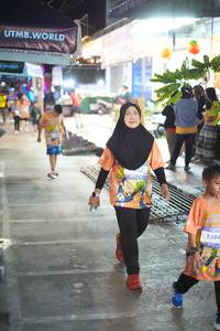 BIB: 
                            <button type="button" onclick="openModal(28196884)" class="btn btn-primary btn-sm float-right btn-popup" data-toggle="modal" data-target=".modal-high-quality">
                        <i class="fas fa-shopping-cart"></i> Add to Cart
                    </button>
                                            <button type="button" onclick="isThisMe(28196884, true)" class="btn btn-success btn-sm float-right btn-popup btn-isme hidden" data-toggle="tooltip" data-placement="bottom" title="นี่คือรูปของคุณใช่ไหม คลิกที่นี่เพื่อเอาเข้าอัลบั้ม">
                        <i class="fas fa-plus"></i> Add to album
                    </button>
                    <button type="button" onclick="isThisMe(28196884, false)" class="btn btn-warning btn-sm float-right btn-popup btn-isnotme hidden">
                        <i class="fas fa-ban"></i> Remove from album
                    </button>