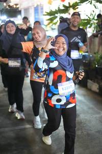 BIB: 
                            <button type="button" onclick="openModal(28192299)" class="btn btn-primary btn-sm float-right btn-popup" data-toggle="modal" data-target=".modal-high-quality">
                        <i class="fas fa-shopping-cart"></i> Add to Cart
                    </button>
                                            <button type="button" onclick="isThisMe(28192299, true)" class="btn btn-success btn-sm float-right btn-popup btn-isme hidden" data-toggle="tooltip" data-placement="bottom" title="นี่คือรูปของคุณใช่ไหม คลิกที่นี่เพื่อเอาเข้าอัลบั้ม">
                        <i class="fas fa-plus"></i> Add to album
                    </button>
                    <button type="button" onclick="isThisMe(28192299, false)" class="btn btn-warning btn-sm float-right btn-popup btn-isnotme hidden">
                        <i class="fas fa-ban"></i> Remove from album
                    </button>