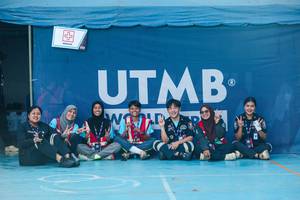 BIB: 
                            <button type="button" onclick="openModal(28359299)" class="btn btn-primary btn-sm float-right btn-popup" data-toggle="modal" data-target=".modal-high-quality">
                        <i class="fas fa-shopping-cart"></i> Add to Cart
                    </button>
                                            <button type="button" onclick="isThisMe(28359299, true)" class="btn btn-success btn-sm float-right btn-popup btn-isme hidden" data-toggle="tooltip" data-placement="bottom" title="นี่คือรูปของคุณใช่ไหม คลิกที่นี่เพื่อเอาเข้าอัลบั้ม">
                        <i class="fas fa-plus"></i> Add to album
                    </button>
                    <button type="button" onclick="isThisMe(28359299, false)" class="btn btn-warning btn-sm float-right btn-popup btn-isnotme hidden">
                        <i class="fas fa-ban"></i> Remove from album
                    </button>
