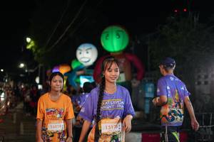 BIB: 15019, 15175
                            <button type="button" onclick="openModal(28200562)" class="btn btn-primary btn-sm float-right btn-popup" data-toggle="modal" data-target=".modal-high-quality">
                        <i class="fas fa-shopping-cart"></i> Add to Cart
                    </button>
                                            <button type="button" onclick="isThisMe(28200562, true)" class="btn btn-success btn-sm float-right btn-popup btn-isme hidden" data-toggle="tooltip" data-placement="bottom" title="นี่คือรูปของคุณใช่ไหม คลิกที่นี่เพื่อเอาเข้าอัลบั้ม">
                        <i class="fas fa-plus"></i> Add to album
                    </button>
                    <button type="button" onclick="isThisMe(28200562, false)" class="btn btn-warning btn-sm float-right btn-popup btn-isnotme hidden">
                        <i class="fas fa-ban"></i> Remove from album
                    </button>
