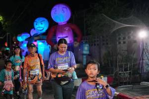 BIB: 13262, 14310
                            <button type="button" onclick="openModal(28200020)" class="btn btn-primary btn-sm float-right btn-popup" data-toggle="modal" data-target=".modal-high-quality">
                        <i class="fas fa-shopping-cart"></i> Add to Cart
                    </button>
                                            <button type="button" onclick="isThisMe(28200020, true)" class="btn btn-success btn-sm float-right btn-popup btn-isme hidden" data-toggle="tooltip" data-placement="bottom" title="นี่คือรูปของคุณใช่ไหม คลิกที่นี่เพื่อเอาเข้าอัลบั้ม">
                        <i class="fas fa-plus"></i> Add to album
                    </button>
                    <button type="button" onclick="isThisMe(28200020, false)" class="btn btn-warning btn-sm float-right btn-popup btn-isnotme hidden">
                        <i class="fas fa-ban"></i> Remove from album
                    </button>