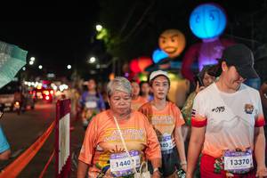 BIB: 105, 14401, 13370
                            <button type="button" onclick="openModal(28200427)" class="btn btn-primary btn-sm float-right btn-popup" data-toggle="modal" data-target=".modal-high-quality">
                        <i class="fas fa-shopping-cart"></i> Add to Cart
                    </button>
                                            <button type="button" onclick="isThisMe(28200427, true)" class="btn btn-success btn-sm float-right btn-popup btn-isme hidden" data-toggle="tooltip" data-placement="bottom" title="นี่คือรูปของคุณใช่ไหม คลิกที่นี่เพื่อเอาเข้าอัลบั้ม">
                        <i class="fas fa-plus"></i> Add to album
                    </button>
                    <button type="button" onclick="isThisMe(28200427, false)" class="btn btn-warning btn-sm float-right btn-popup btn-isnotme hidden">
                        <i class="fas fa-ban"></i> Remove from album
                    </button>