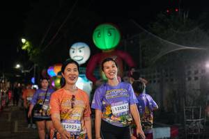 BIB: 13583, 13925
                            <button type="button" onclick="openModal(28200271)" class="btn btn-primary btn-sm float-right btn-popup" data-toggle="modal" data-target=".modal-high-quality">
                        <i class="fas fa-shopping-cart"></i> Add to Cart
                    </button>
                                            <button type="button" onclick="isThisMe(28200271, true)" class="btn btn-success btn-sm float-right btn-popup btn-isme hidden" data-toggle="tooltip" data-placement="bottom" title="นี่คือรูปของคุณใช่ไหม คลิกที่นี่เพื่อเอาเข้าอัลบั้ม">
                        <i class="fas fa-plus"></i> Add to album
                    </button>
                    <button type="button" onclick="isThisMe(28200271, false)" class="btn btn-warning btn-sm float-right btn-popup btn-isnotme hidden">
                        <i class="fas fa-ban"></i> Remove from album
                    </button>