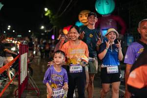 BIB: 3032, 13089, 13165
                            <button type="button" onclick="openModal(28201384)" class="btn btn-primary btn-sm float-right btn-popup" data-toggle="modal" data-target=".modal-high-quality">
                        <i class="fas fa-shopping-cart"></i> Add to Cart
                    </button>
                                            <button type="button" onclick="isThisMe(28201384, true)" class="btn btn-success btn-sm float-right btn-popup btn-isme hidden" data-toggle="tooltip" data-placement="bottom" title="นี่คือรูปของคุณใช่ไหม คลิกที่นี่เพื่อเอาเข้าอัลบั้ม">
                        <i class="fas fa-plus"></i> Add to album
                    </button>
                    <button type="button" onclick="isThisMe(28201384, false)" class="btn btn-warning btn-sm float-right btn-popup btn-isnotme hidden">
                        <i class="fas fa-ban"></i> Remove from album
                    </button>