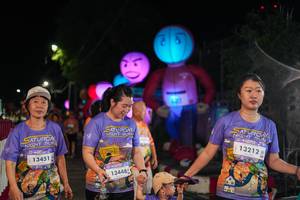 BIB: 13212, 13451, 13448
                            <button type="button" onclick="openModal(28199909)" class="btn btn-primary btn-sm float-right btn-popup" data-toggle="modal" data-target=".modal-high-quality">
                        <i class="fas fa-shopping-cart"></i> Add to Cart
                    </button>
                                            <button type="button" onclick="isThisMe(28199909, true)" class="btn btn-success btn-sm float-right btn-popup btn-isme hidden" data-toggle="tooltip" data-placement="bottom" title="นี่คือรูปของคุณใช่ไหม คลิกที่นี่เพื่อเอาเข้าอัลบั้ม">
                        <i class="fas fa-plus"></i> Add to album
                    </button>
                    <button type="button" onclick="isThisMe(28199909, false)" class="btn btn-warning btn-sm float-right btn-popup btn-isnotme hidden">
                        <i class="fas fa-ban"></i> Remove from album
                    </button>