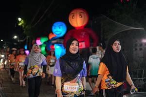 BIB: 15204, 1840
                            <button type="button" onclick="openModal(28200338)" class="btn btn-primary btn-sm float-right btn-popup" data-toggle="modal" data-target=".modal-high-quality">
                        <i class="fas fa-shopping-cart"></i> Add to Cart
                    </button>
                                            <button type="button" onclick="isThisMe(28200338, true)" class="btn btn-success btn-sm float-right btn-popup btn-isme hidden" data-toggle="tooltip" data-placement="bottom" title="นี่คือรูปของคุณใช่ไหม คลิกที่นี่เพื่อเอาเข้าอัลบั้ม">
                        <i class="fas fa-plus"></i> Add to album
                    </button>
                    <button type="button" onclick="isThisMe(28200338, false)" class="btn btn-warning btn-sm float-right btn-popup btn-isnotme hidden">
                        <i class="fas fa-ban"></i> Remove from album
                    </button>