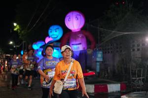 BIB: 143, 14006
                            <button type="button" onclick="openModal(28200409)" class="btn btn-primary btn-sm float-right btn-popup" data-toggle="modal" data-target=".modal-high-quality">
                        <i class="fas fa-shopping-cart"></i> Add to Cart
                    </button>
                                            <button type="button" onclick="isThisMe(28200409, true)" class="btn btn-success btn-sm float-right btn-popup btn-isme hidden" data-toggle="tooltip" data-placement="bottom" title="นี่คือรูปของคุณใช่ไหม คลิกที่นี่เพื่อเอาเข้าอัลบั้ม">
                        <i class="fas fa-plus"></i> Add to album
                    </button>
                    <button type="button" onclick="isThisMe(28200409, false)" class="btn btn-warning btn-sm float-right btn-popup btn-isnotme hidden">
                        <i class="fas fa-ban"></i> Remove from album
                    </button>