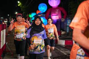 BIB: 13426, 15165, 13256
                            <button type="button" onclick="openModal(28201606)" class="btn btn-primary btn-sm float-right btn-popup" data-toggle="modal" data-target=".modal-high-quality">
                        <i class="fas fa-shopping-cart"></i> Add to Cart
                    </button>
                                            <button type="button" onclick="isThisMe(28201606, true)" class="btn btn-success btn-sm float-right btn-popup btn-isme hidden" data-toggle="tooltip" data-placement="bottom" title="นี่คือรูปของคุณใช่ไหม คลิกที่นี่เพื่อเอาเข้าอัลบั้ม">
                        <i class="fas fa-plus"></i> Add to album
                    </button>
                    <button type="button" onclick="isThisMe(28201606, false)" class="btn btn-warning btn-sm float-right btn-popup btn-isnotme hidden">
                        <i class="fas fa-ban"></i> Remove from album
                    </button>