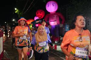 BIB: 3380, 13655, 14063
                            <button type="button" onclick="openModal(28201416)" class="btn btn-primary btn-sm float-right btn-popup" data-toggle="modal" data-target=".modal-high-quality">
                        <i class="fas fa-shopping-cart"></i> Add to Cart
                    </button>
                                            <button type="button" onclick="isThisMe(28201416, true)" class="btn btn-success btn-sm float-right btn-popup btn-isme hidden" data-toggle="tooltip" data-placement="bottom" title="นี่คือรูปของคุณใช่ไหม คลิกที่นี่เพื่อเอาเข้าอัลบั้ม">
                        <i class="fas fa-plus"></i> Add to album
                    </button>
                    <button type="button" onclick="isThisMe(28201416, false)" class="btn btn-warning btn-sm float-right btn-popup btn-isnotme hidden">
                        <i class="fas fa-ban"></i> Remove from album
                    </button>