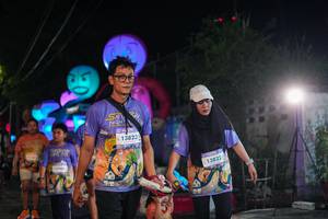 BIB: 13823, 13822
                            <button type="button" onclick="openModal(28201046)" class="btn btn-primary btn-sm float-right btn-popup" data-toggle="modal" data-target=".modal-high-quality">
                        <i class="fas fa-shopping-cart"></i> Add to Cart
                    </button>
                                            <button type="button" onclick="isThisMe(28201046, true)" class="btn btn-success btn-sm float-right btn-popup btn-isme hidden" data-toggle="tooltip" data-placement="bottom" title="นี่คือรูปของคุณใช่ไหม คลิกที่นี่เพื่อเอาเข้าอัลบั้ม">
                        <i class="fas fa-plus"></i> Add to album
                    </button>
                    <button type="button" onclick="isThisMe(28201046, false)" class="btn btn-warning btn-sm float-right btn-popup btn-isnotme hidden">
                        <i class="fas fa-ban"></i> Remove from album
                    </button>
