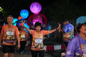 BIB: 13849, 13491
                            <button type="button" onclick="openModal(28199838)" class="btn btn-primary btn-sm float-right btn-popup" data-toggle="modal" data-target=".modal-high-quality">
                        <i class="fas fa-shopping-cart"></i> Add to Cart
                    </button>
                                            <button type="button" onclick="isThisMe(28199838, true)" class="btn btn-success btn-sm float-right btn-popup btn-isme hidden" data-toggle="tooltip" data-placement="bottom" title="นี่คือรูปของคุณใช่ไหม คลิกที่นี่เพื่อเอาเข้าอัลบั้ม">
                        <i class="fas fa-plus"></i> Add to album
                    </button>
                    <button type="button" onclick="isThisMe(28199838, false)" class="btn btn-warning btn-sm float-right btn-popup btn-isnotme hidden">
                        <i class="fas fa-ban"></i> Remove from album
                    </button>