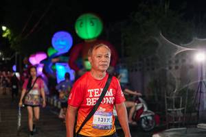BIB: 13171
                            <button type="button" onclick="openModal(28199828)" class="btn btn-primary btn-sm float-right btn-popup" data-toggle="modal" data-target=".modal-high-quality">
                        <i class="fas fa-shopping-cart"></i> Add to Cart
                    </button>
                                            <button type="button" onclick="isThisMe(28199828, true)" class="btn btn-success btn-sm float-right btn-popup btn-isme hidden" data-toggle="tooltip" data-placement="bottom" title="นี่คือรูปของคุณใช่ไหม คลิกที่นี่เพื่อเอาเข้าอัลบั้ม">
                        <i class="fas fa-plus"></i> Add to album
                    </button>
                    <button type="button" onclick="isThisMe(28199828, false)" class="btn btn-warning btn-sm float-right btn-popup btn-isnotme hidden">
                        <i class="fas fa-ban"></i> Remove from album
                    </button>