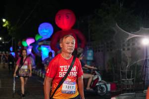 BIB: 13171
                            <button type="button" onclick="openModal(28199830)" class="btn btn-primary btn-sm float-right btn-popup" data-toggle="modal" data-target=".modal-high-quality">
                        <i class="fas fa-shopping-cart"></i> Add to Cart
                    </button>
                                            <button type="button" onclick="isThisMe(28199830, true)" class="btn btn-success btn-sm float-right btn-popup btn-isme hidden" data-toggle="tooltip" data-placement="bottom" title="นี่คือรูปของคุณใช่ไหม คลิกที่นี่เพื่อเอาเข้าอัลบั้ม">
                        <i class="fas fa-plus"></i> Add to album
                    </button>
                    <button type="button" onclick="isThisMe(28199830, false)" class="btn btn-warning btn-sm float-right btn-popup btn-isnotme hidden">
                        <i class="fas fa-ban"></i> Remove from album
                    </button>