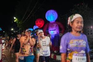 BIB: 14433, 1326, 13199
                            <button type="button" onclick="openModal(28200991)" class="btn btn-primary btn-sm float-right btn-popup" data-toggle="modal" data-target=".modal-high-quality">
                        <i class="fas fa-shopping-cart"></i> Add to Cart
                    </button>
                                            <button type="button" onclick="isThisMe(28200991, true)" class="btn btn-success btn-sm float-right btn-popup btn-isme hidden" data-toggle="tooltip" data-placement="bottom" title="นี่คือรูปของคุณใช่ไหม คลิกที่นี่เพื่อเอาเข้าอัลบั้ม">
                        <i class="fas fa-plus"></i> Add to album
                    </button>
                    <button type="button" onclick="isThisMe(28200991, false)" class="btn btn-warning btn-sm float-right btn-popup btn-isnotme hidden">
                        <i class="fas fa-ban"></i> Remove from album
                    </button>