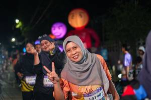 BIB: 4190
                            <button type="button" onclick="openModal(28201342)" class="btn btn-primary btn-sm float-right btn-popup" data-toggle="modal" data-target=".modal-high-quality">
                        <i class="fas fa-shopping-cart"></i> Add to Cart
                    </button>
                                            <button type="button" onclick="isThisMe(28201342, true)" class="btn btn-success btn-sm float-right btn-popup btn-isme hidden" data-toggle="tooltip" data-placement="bottom" title="นี่คือรูปของคุณใช่ไหม คลิกที่นี่เพื่อเอาเข้าอัลบั้ม">
                        <i class="fas fa-plus"></i> Add to album
                    </button>
                    <button type="button" onclick="isThisMe(28201342, false)" class="btn btn-warning btn-sm float-right btn-popup btn-isnotme hidden">
                        <i class="fas fa-ban"></i> Remove from album
                    </button>