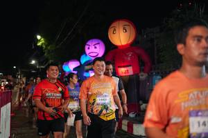 BIB: 15261, 14431, 145
                            <button type="button" onclick="openModal(28200529)" class="btn btn-primary btn-sm float-right btn-popup" data-toggle="modal" data-target=".modal-high-quality">
                        <i class="fas fa-shopping-cart"></i> Add to Cart
                    </button>
                                            <button type="button" onclick="isThisMe(28200529, true)" class="btn btn-success btn-sm float-right btn-popup btn-isme hidden" data-toggle="tooltip" data-placement="bottom" title="นี่คือรูปของคุณใช่ไหม คลิกที่นี่เพื่อเอาเข้าอัลบั้ม">
                        <i class="fas fa-plus"></i> Add to album
                    </button>
                    <button type="button" onclick="isThisMe(28200529, false)" class="btn btn-warning btn-sm float-right btn-popup btn-isnotme hidden">
                        <i class="fas fa-ban"></i> Remove from album
                    </button>
