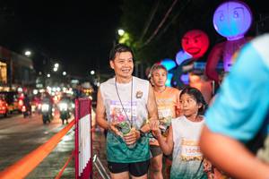 BIB: 782, 1504
                            <button type="button" onclick="openModal(28201845)" class="btn btn-primary btn-sm float-right btn-popup" data-toggle="modal" data-target=".modal-high-quality">
                        <i class="fas fa-shopping-cart"></i> Add to Cart
                    </button>
                                            <button type="button" onclick="isThisMe(28201845, true)" class="btn btn-success btn-sm float-right btn-popup btn-isme hidden" data-toggle="tooltip" data-placement="bottom" title="นี่คือรูปของคุณใช่ไหม คลิกที่นี่เพื่อเอาเข้าอัลบั้ม">
                        <i class="fas fa-plus"></i> Add to album
                    </button>
                    <button type="button" onclick="isThisMe(28201845, false)" class="btn btn-warning btn-sm float-right btn-popup btn-isnotme hidden">
                        <i class="fas fa-ban"></i> Remove from album
                    </button>