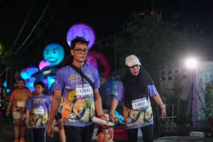 BIB: 13823, 13822
                            <button type="button" onclick="openModal(28201043)" class="btn btn-primary btn-sm float-right btn-popup" data-toggle="modal" data-target=".modal-high-quality">
                        <i class="fas fa-shopping-cart"></i> Add to Cart
                    </button>
                                            <button type="button" onclick="isThisMe(28201043, true)" class="btn btn-success btn-sm float-right btn-popup btn-isme hidden" data-toggle="tooltip" data-placement="bottom" title="นี่คือรูปของคุณใช่ไหม คลิกที่นี่เพื่อเอาเข้าอัลบั้ม">
                        <i class="fas fa-plus"></i> Add to album
                    </button>
                    <button type="button" onclick="isThisMe(28201043, false)" class="btn btn-warning btn-sm float-right btn-popup btn-isnotme hidden">
                        <i class="fas fa-ban"></i> Remove from album
                    </button>