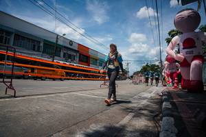 BIB: 
                            <button type="button" onclick="openModal(28505971)" class="btn btn-primary btn-sm float-right btn-popup" data-toggle="modal" data-target=".modal-high-quality">
                        <i class="fas fa-shopping-cart"></i> Add to Cart
                    </button>
                                            <button type="button" onclick="isThisMe(28505971, true)" class="btn btn-success btn-sm float-right btn-popup btn-isme hidden" data-toggle="tooltip" data-placement="bottom" title="นี่คือรูปของคุณใช่ไหม คลิกที่นี่เพื่อเอาเข้าอัลบั้ม">
                        <i class="fas fa-plus"></i> Add to album
                    </button>
                    <button type="button" onclick="isThisMe(28505971, false)" class="btn btn-warning btn-sm float-right btn-popup btn-isnotme hidden">
                        <i class="fas fa-ban"></i> Remove from album
                    </button>