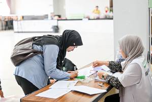 BIB: 
                            <button type="button" onclick="openModal(28625221)" class="btn btn-primary btn-sm float-right btn-popup" data-toggle="modal" data-target=".modal-high-quality">
                        <i class="fas fa-shopping-cart"></i> Add to Cart
                    </button>
                                            <button type="button" onclick="isThisMe(28625221, true)" class="btn btn-success btn-sm float-right btn-popup btn-isme hidden" data-toggle="tooltip" data-placement="bottom" title="นี่คือรูปของคุณใช่ไหม คลิกที่นี่เพื่อเอาเข้าอัลบั้ม">
                        <i class="fas fa-plus"></i> Add to album
                    </button>
                    <button type="button" onclick="isThisMe(28625221, false)" class="btn btn-warning btn-sm float-right btn-popup btn-isnotme hidden">
                        <i class="fas fa-ban"></i> Remove from album
                    </button>