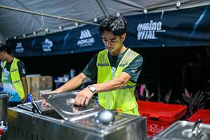 BIB: 
                            <button type="button" onclick="openModal(28626375)" class="btn btn-primary btn-sm float-right btn-popup" data-toggle="modal" data-target=".modal-high-quality">
                        <i class="fas fa-shopping-cart"></i> Add to Cart
                    </button>
                                            <button type="button" onclick="isThisMe(28626375, true)" class="btn btn-success btn-sm float-right btn-popup btn-isme hidden" data-toggle="tooltip" data-placement="bottom" title="นี่คือรูปของคุณใช่ไหม คลิกที่นี่เพื่อเอาเข้าอัลบั้ม">
                        <i class="fas fa-plus"></i> Add to album
                    </button>
                    <button type="button" onclick="isThisMe(28626375, false)" class="btn btn-warning btn-sm float-right btn-popup btn-isnotme hidden">
                        <i class="fas fa-ban"></i> Remove from album
                    </button>