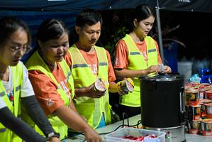 BIB: 
                            <button type="button" onclick="openModal(28626526)" class="btn btn-primary btn-sm float-right btn-popup" data-toggle="modal" data-target=".modal-high-quality">
                        <i class="fas fa-shopping-cart"></i> Add to Cart
                    </button>
                                            <button type="button" onclick="isThisMe(28626526, true)" class="btn btn-success btn-sm float-right btn-popup btn-isme hidden" data-toggle="tooltip" data-placement="bottom" title="นี่คือรูปของคุณใช่ไหม คลิกที่นี่เพื่อเอาเข้าอัลบั้ม">
                        <i class="fas fa-plus"></i> Add to album
                    </button>
                    <button type="button" onclick="isThisMe(28626526, false)" class="btn btn-warning btn-sm float-right btn-popup btn-isnotme hidden">
                        <i class="fas fa-ban"></i> Remove from album
                    </button>