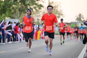BIB: 25733, 20165
                            <button type="button" onclick="openModal(10757859)" class="btn btn-primary btn-sm float-right btn-popup" data-toggle="modal" data-target=".modal-high-quality">
                        <i class="fas fa-shopping-cart"></i> Add to Cart
                    </button>
                                            <button type="button" onclick="isThisMe(10757859, true)" class="btn btn-success btn-sm float-right btn-popup btn-isme hidden" data-toggle="tooltip" data-placement="bottom" title="นี่คือรูปของคุณใช่ไหม คลิกที่นี่เพื่อเอาเข้าอัลบั้ม">
                        <i class="fas fa-plus"></i> Add to album
                    </button>
                    <button type="button" onclick="isThisMe(10757859, false)" class="btn btn-warning btn-sm float-right btn-popup btn-isnotme hidden">
                        <i class="fas fa-ban"></i> Remove from album
                    </button>