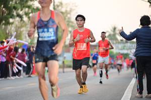 BIB: 80802, 21849
                            <button type="button" onclick="openModal(10752788)" class="btn btn-primary btn-sm float-right btn-popup" data-toggle="modal" data-target=".modal-high-quality">
                        <i class="fas fa-shopping-cart"></i> Add to Cart
                    </button>
                                            <button type="button" onclick="isThisMe(10752788, true)" class="btn btn-success btn-sm float-right btn-popup btn-isme hidden" data-toggle="tooltip" data-placement="bottom" title="นี่คือรูปของคุณใช่ไหม คลิกที่นี่เพื่อเอาเข้าอัลบั้ม">
                        <i class="fas fa-plus"></i> Add to album
                    </button>
                    <button type="button" onclick="isThisMe(10752788, false)" class="btn btn-warning btn-sm float-right btn-popup btn-isnotme hidden">
                        <i class="fas fa-ban"></i> Remove from album
                    </button>