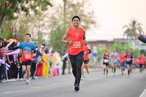 BIB: 26482
                            <button type="button" onclick="openModal(10755098)" class="btn btn-primary btn-sm float-right btn-popup" data-toggle="modal" data-target=".modal-high-quality">
                        <i class="fas fa-shopping-cart"></i> Add to Cart
                    </button>
                                            <button type="button" onclick="isThisMe(10755098, true)" class="btn btn-success btn-sm float-right btn-popup btn-isme hidden" data-toggle="tooltip" data-placement="bottom" title="นี่คือรูปของคุณใช่ไหม คลิกที่นี่เพื่อเอาเข้าอัลบั้ม">
                        <i class="fas fa-plus"></i> Add to album
                    </button>
                    <button type="button" onclick="isThisMe(10755098, false)" class="btn btn-warning btn-sm float-right btn-popup btn-isnotme hidden">
                        <i class="fas fa-ban"></i> Remove from album
                    </button>
