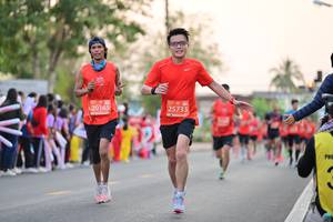 BIB: 25733, 20165
                            <button type="button" onclick="openModal(10757830)" class="btn btn-primary btn-sm float-right btn-popup" data-toggle="modal" data-target=".modal-high-quality">
                        <i class="fas fa-shopping-cart"></i> Add to Cart
                    </button>
                                            <button type="button" onclick="isThisMe(10757830, true)" class="btn btn-success btn-sm float-right btn-popup btn-isme hidden" data-toggle="tooltip" data-placement="bottom" title="นี่คือรูปของคุณใช่ไหม คลิกที่นี่เพื่อเอาเข้าอัลบั้ม">
                        <i class="fas fa-plus"></i> Add to album
                    </button>
                    <button type="button" onclick="isThisMe(10757830, false)" class="btn btn-warning btn-sm float-right btn-popup btn-isnotme hidden">
                        <i class="fas fa-ban"></i> Remove from album
                    </button>