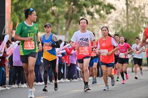 BIB: 25816, 2004, 20676, 29515
                            <button type="button" onclick="openModal(10754249)" class="btn btn-primary btn-sm float-right btn-popup" data-toggle="modal" data-target=".modal-high-quality">
                        <i class="fas fa-shopping-cart"></i> Add to Cart
                    </button>
                                            <button type="button" onclick="isThisMe(10754249, true)" class="btn btn-success btn-sm float-right btn-popup btn-isme hidden" data-toggle="tooltip" data-placement="bottom" title="นี่คือรูปของคุณใช่ไหม คลิกที่นี่เพื่อเอาเข้าอัลบั้ม">
                        <i class="fas fa-plus"></i> Add to album
                    </button>
                    <button type="button" onclick="isThisMe(10754249, false)" class="btn btn-warning btn-sm float-right btn-popup btn-isnotme hidden">
                        <i class="fas fa-ban"></i> Remove from album
                    </button>
